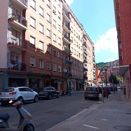 En Con Vistas Проживання в сім'ї